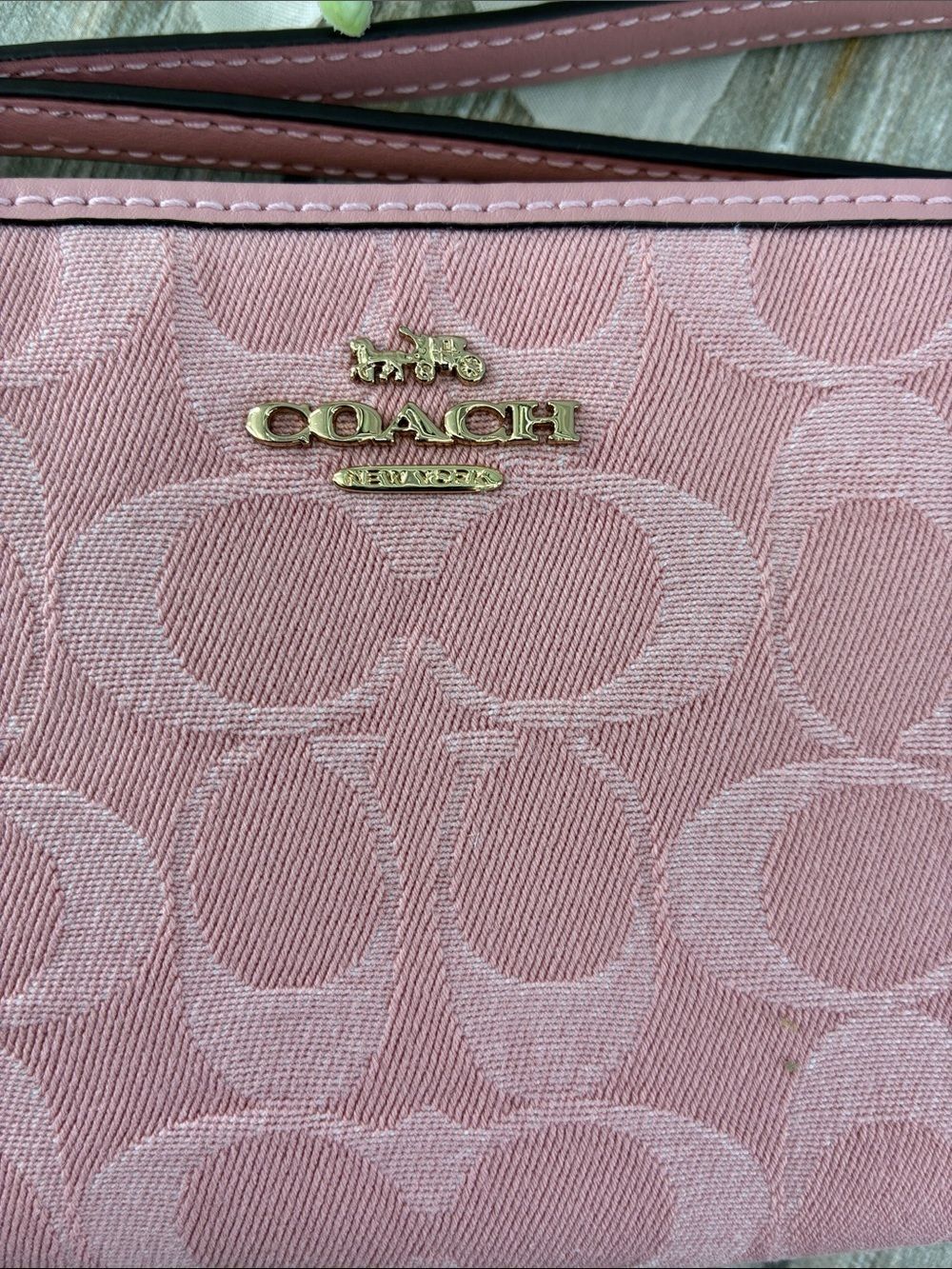 Coach Corner Zip Wristlet In Signature Denim Wallet Purse - Picture 2 of 6
